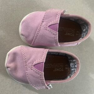 Toddler size 3 T3 Toms Purple